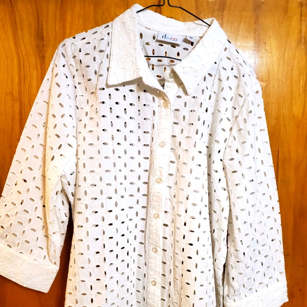 Denim & Company Size XL White Pattern Top